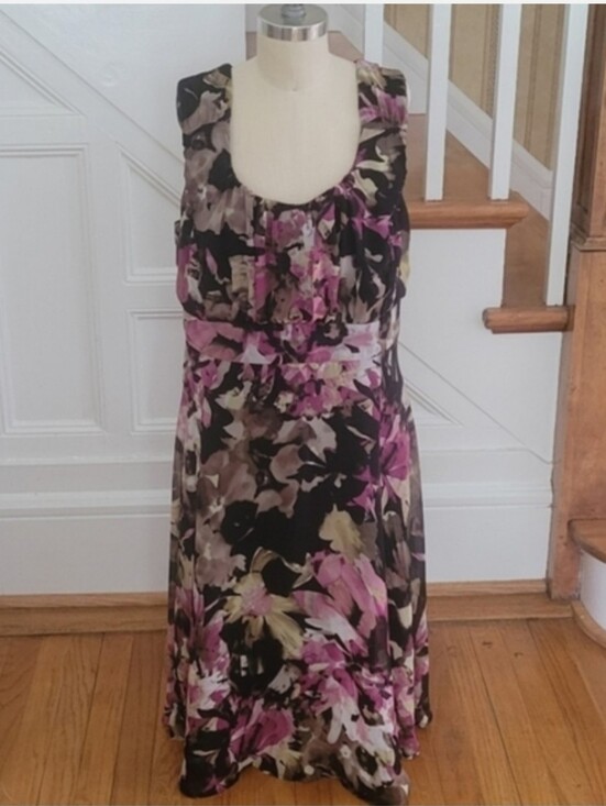 Dress Barn Dresses & Skirts - DRESS BARN Floral Black and Pink Dress Plus Size 22